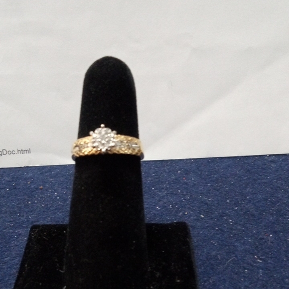 Women's Yellow 14 Karat Gold Cluster Engagement Ring Size 7.5 Vintage